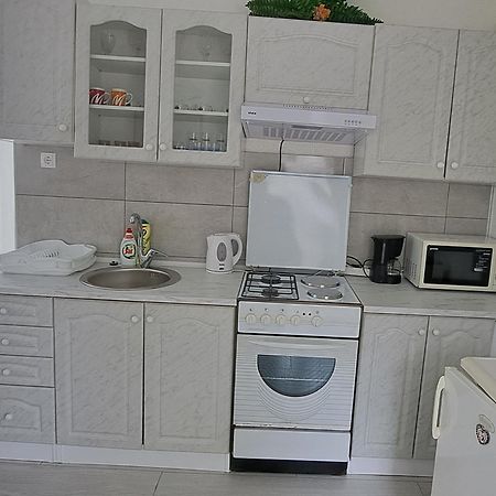Apartmani Ana-Lora Lopar Buitenkant foto